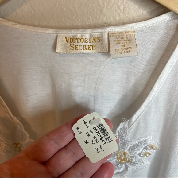 Victorias Secret NWT Gold Label Sequin Lace Top - Picture 4 of 4